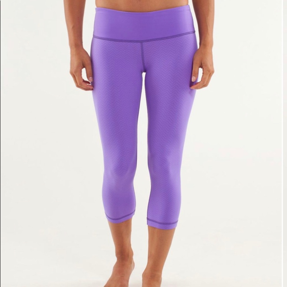 Lululemon Wunder Under Crop *Embossed